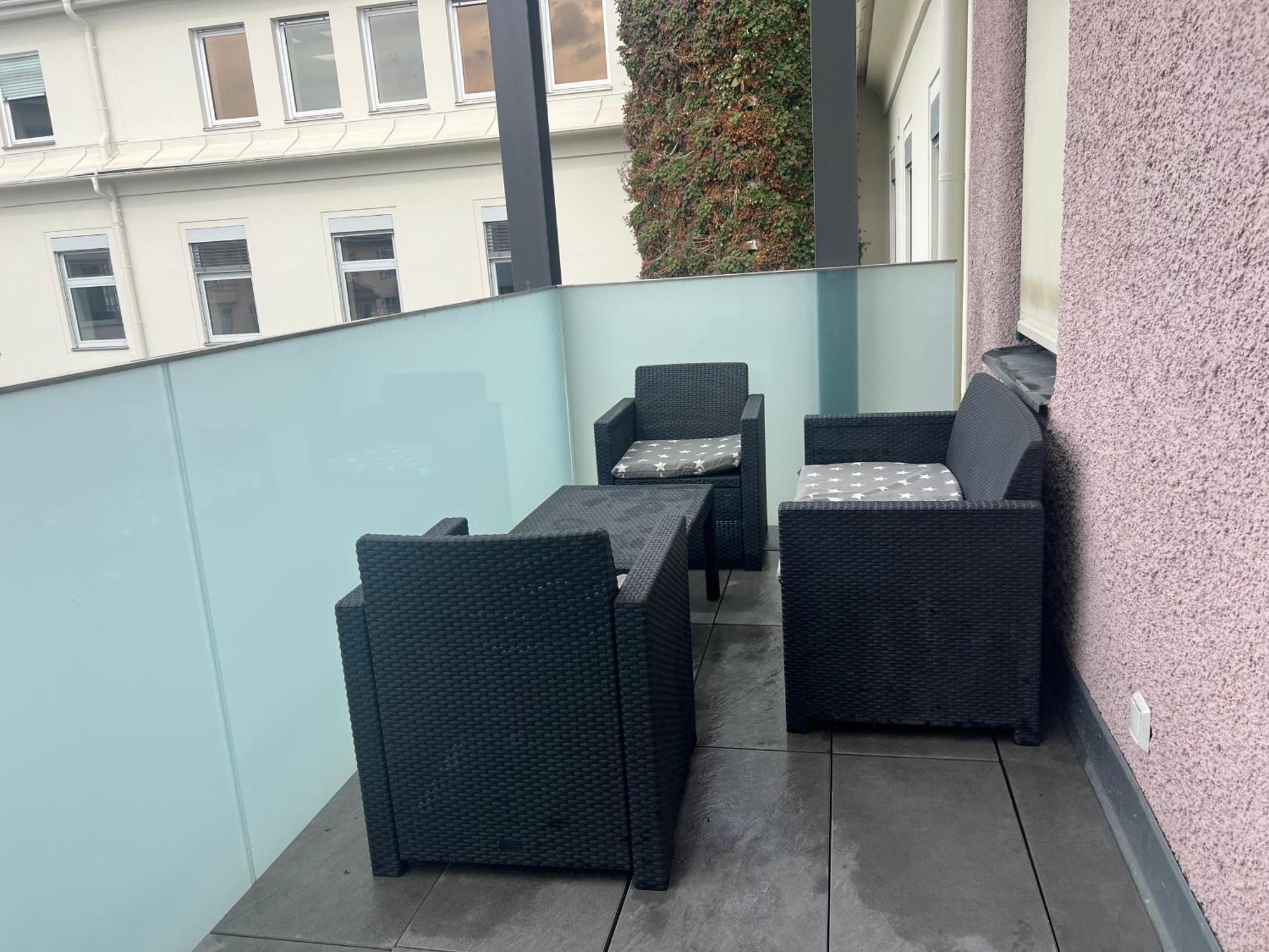 Loft Mit Kingsize Wasserbett Graz Ngoại thất bức ảnh